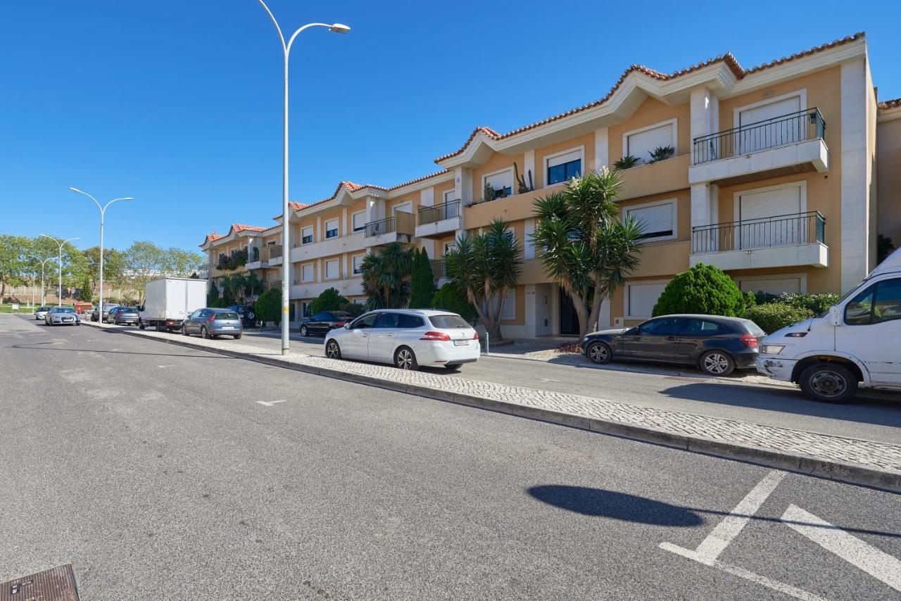 Apartamento Junto Nova&Praia Carcavelos II Екстериор снимка