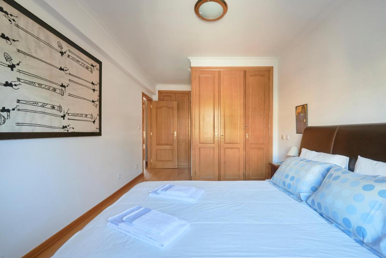 Apartamento Junto Nova&Praia Carcavelos II Екстериор снимка