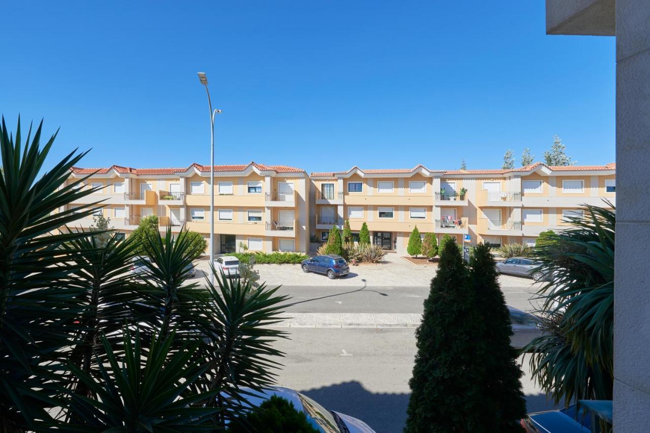Apartamento Junto Nova&Praia Carcavelos II Екстериор снимка